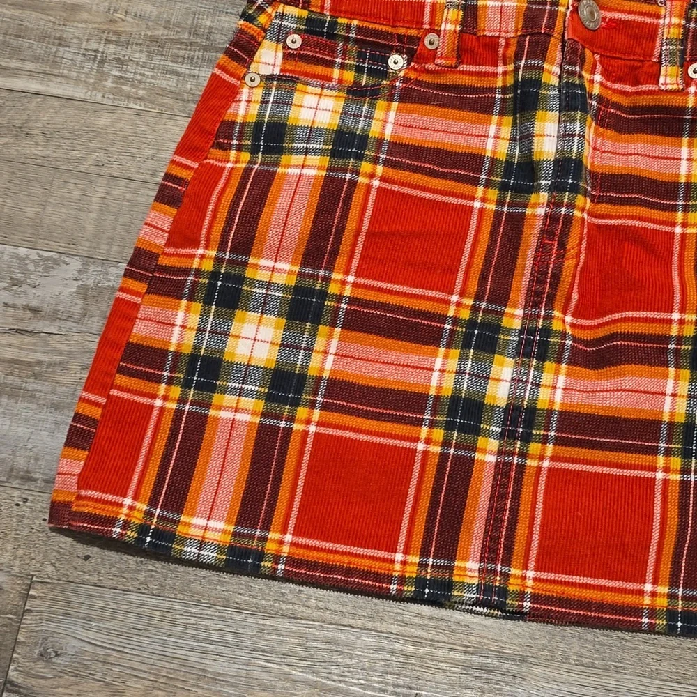American Eagle Plaid Hi-Rise Mini Corduroy Mini Skirt| Size 4​ - Picture 4 of 11